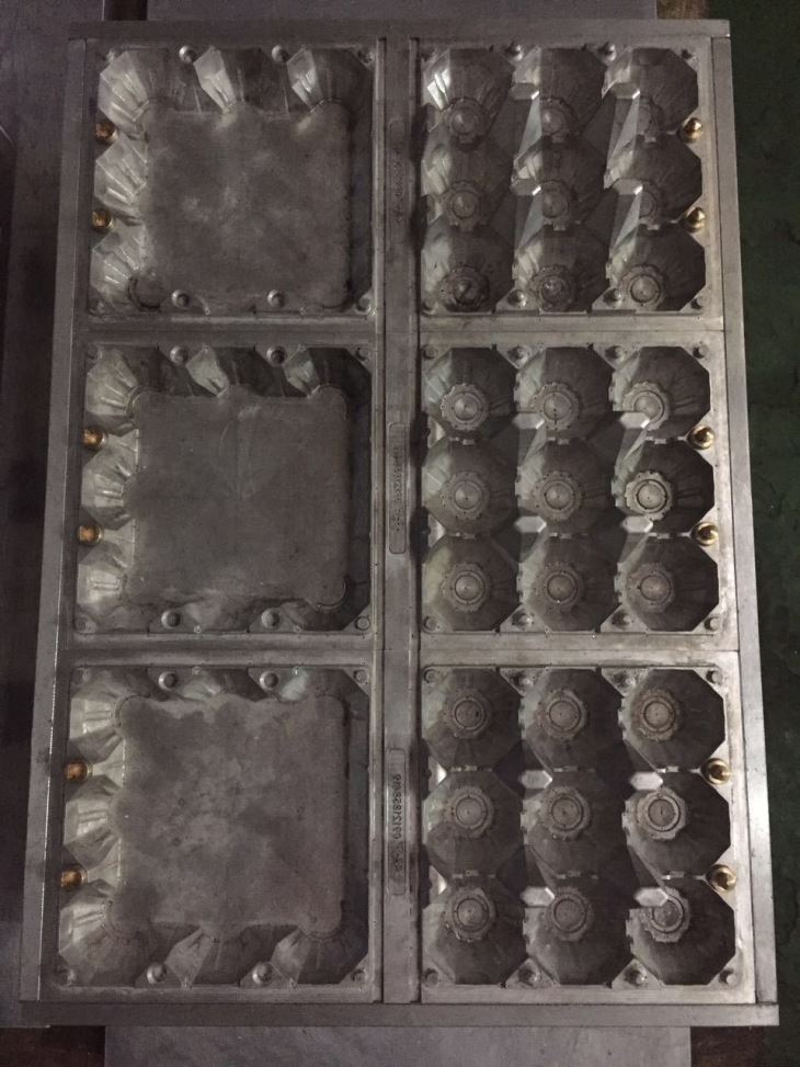 Disposal Trays Machine